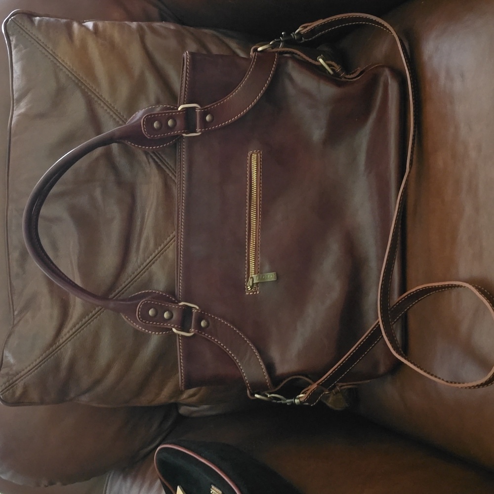 "Floto" Italian leather large bag.